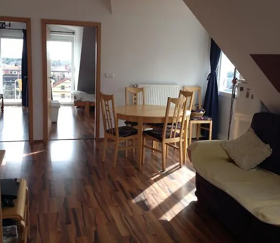 Appartamento Balatonfuered Apartment *